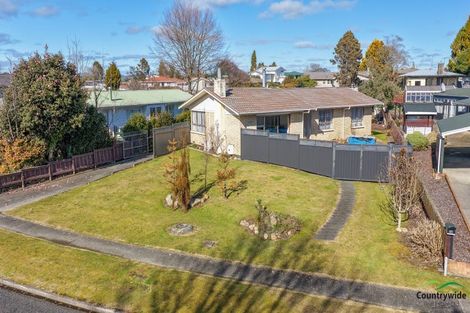 Photo of property in 60 Aotea Crescent, Tokoroa, 3420