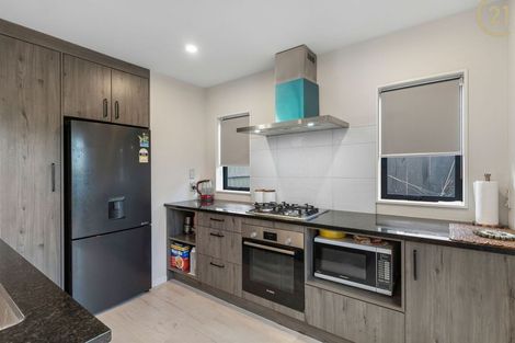 Photo of property in 25 Koroheke Road, Takanini, 2110