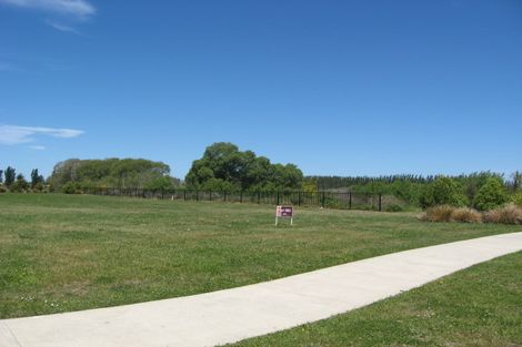 Photo of property in 35 Glen Oaks Drive, Northwood, Christchurch, 8051