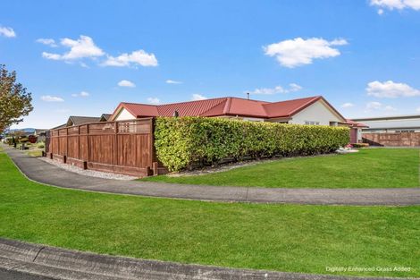 Photo of property in 19 Branigan Parade, Kelvin Grove, Palmerston North, 4414