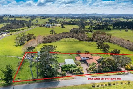 Photo of property in 14 Peters Lane, Taupaki, Henderson, 0782