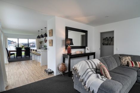 Photo of property in 15 Huka Heights Drive, Rangatira Park, Taupo, 3330