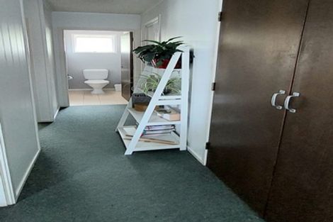 Photo of property in 345 Royal Road, Massey, Auckland, 0614