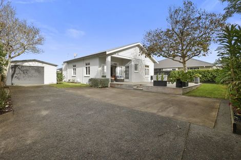 Photo of property in 372a Carrington Street, Upper Vogeltown, New Plymouth, 4310