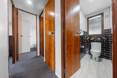 Photo of property in 2/10 Nearco Street, Randwick Park, Auckland, 2105