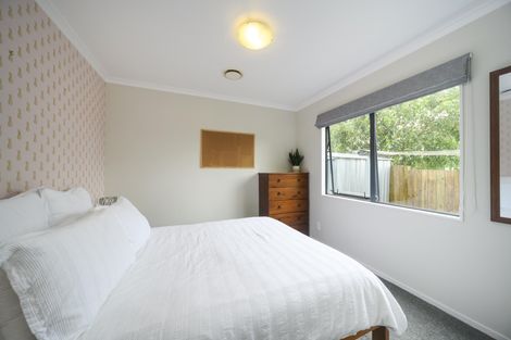 Photo of property in 3 Abby Road, Fitzherbert, Palmerston North, 4410