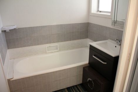 Photo of property in 82 Moana Street, Otaki Beach, Otaki, 5512