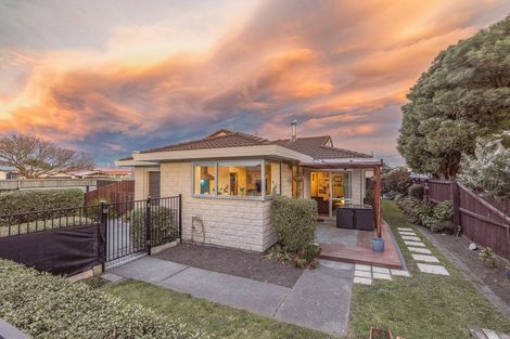 Photo of property in 161 Pacific Road, North New Brighton, Christchurch, 8083