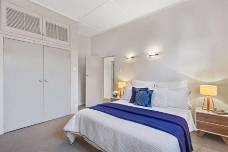 Photo of property in 92 Winara Avenue, Waikanae, 5036