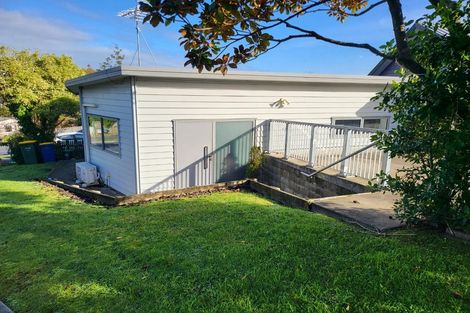 Photo of property in 12 Mallard Place, Unsworth Heights, Auckland, 0632