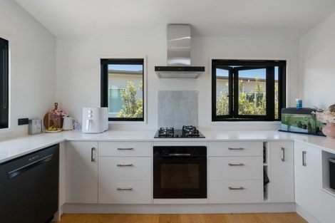 Photo of property in 15 Sandy Place, Waihi Beach, 3611