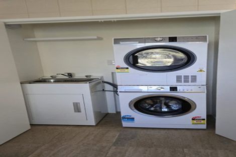 Photo of property in 2/8a Audrey Road, Takapuna, Auckland, 0620