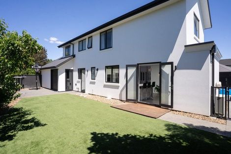 Photo of property in 9 Oaktree Lane, Bishopdale, Christchurch, 8053