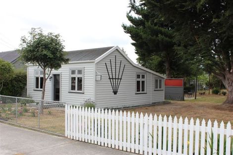 Photo of property in 5 Ossian Street, Milton, 9220