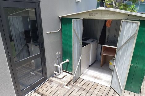 Photo of property in 158a East Coast Road, Forrest Hill, Auckland, 0620