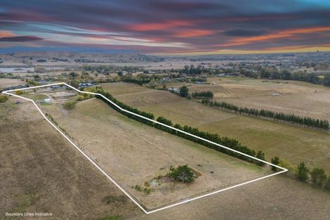 Photo of property in 319 Porangahau Road, Waipukurau, 4282