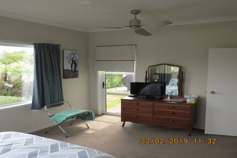 Photo of property in 2 Donald Place, Frimley, Hastings, 4120