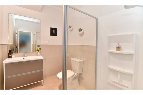 Photo of property in 6 Onekura Street, Red Beach, 0932