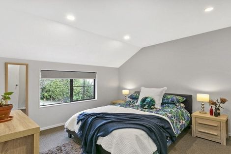 Photo of property in 2/25 Hollies Crescent, Johnsonville, Wellington, 6037