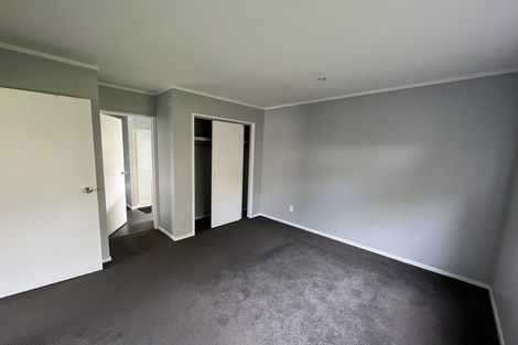 Photo of property in 5 Universal Drive, Henderson, Auckland, 0610