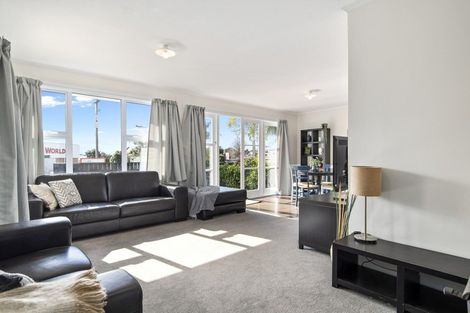 Photo of property in 90 Bellevue Road, Brookfield, Tauranga, 3110