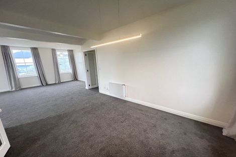 Photo of property in 16b Hadfield Terrace, Kelburn, Wellington, 6012