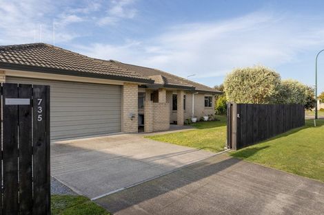 Photo of property in 735 Gloucester Road, Papamoa Beach, Papamoa, 3118