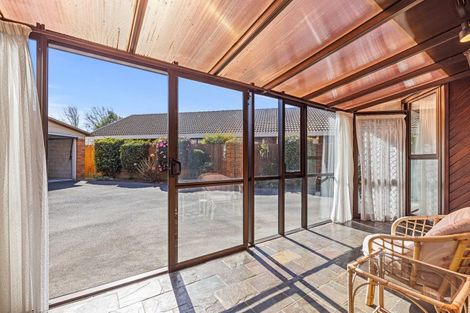 Photo of property in 24 Elvira Court, Bishopdale, Christchurch, 8053