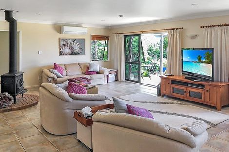 Photo of property in 125b Waimate North Road, Kerikeri, 0293