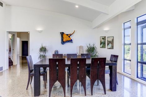 Photo of property in 31 Longbeach Drive, Castlecliff, Whanganui, 4501