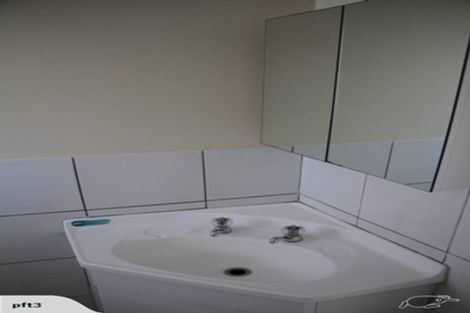 Photo of property in 4112 Great North Road, Glen Eden, Auckland, 0602