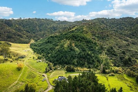 Photo of property in 21 Noakes Hill Road, Puhoi, Silverdale, 0994