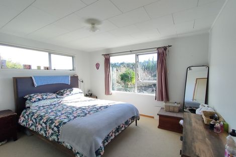 Photo of property in 104 Stanley Road, Glenfield, Auckland, 0629