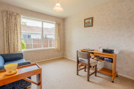 Photo of property in 39 Kent Lodge Avenue, Avonhead, Christchurch, 8042