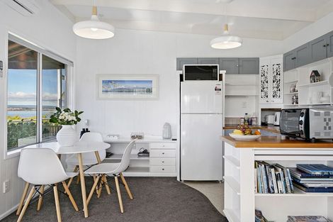 Photo of property in 2/22 Alberta Street, Acacia Bay, Taupo, 3330