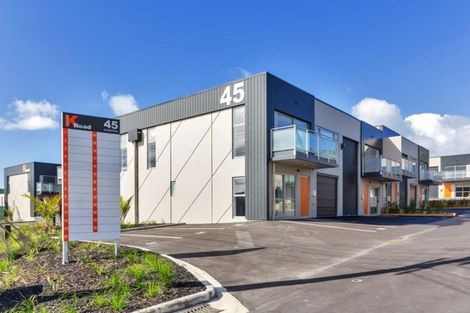 Photo of property in 10 Blue Gum Avenue, Silverdale, 0932