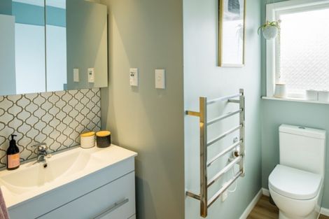 Photo of property in 26 Tuatoru Street, Eastbourne, Lower Hutt, 5013