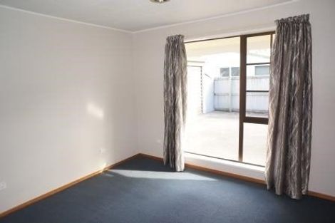 Photo of property in 72 Newnham Street, Rangiora, 7400
