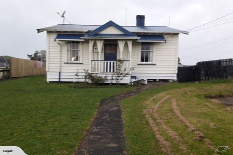 Photo of property in 1 Miro Street, Helensville, 0800