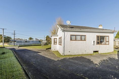 Photo of property in 57 Tiraumea Drive, Pakuranga, Auckland, 2010