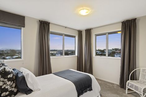 Photo of property in 10 Elena Place, Welcome Bay, Tauranga, 3112