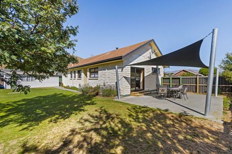 Photo of property in 18 Benmore Place, Omarama, 9412