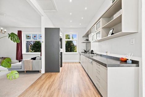 Photo of property in 124 Edward Avenue, Edgeware, Christchurch, 8013