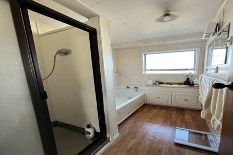 Photo of property in 14 Krippner Place, Dinsdale, Hamilton, 3204