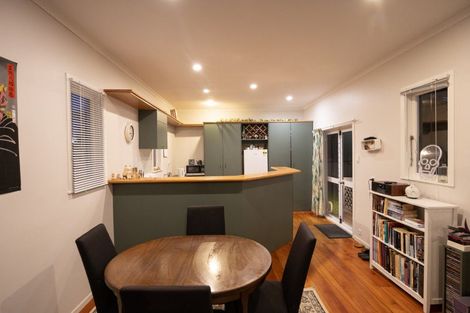 Photo of property in 43 College Street, Awapuni, Palmerston North, 4412