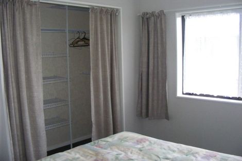 Photo of property in 2 Kowhai Court, Foxton Beach, Foxton, 4815