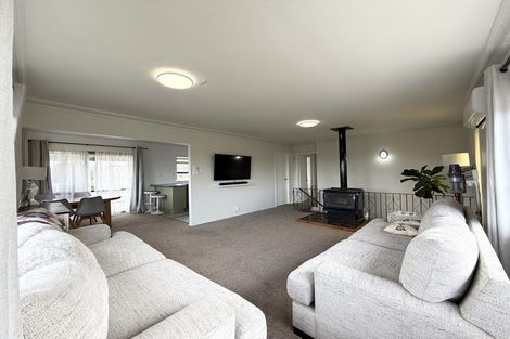 Photo of property in 204 Don Buck Road, Massey, Auckland, 0614