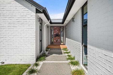 Photo of property in 8 Goldstone Place, Omokoroa, 3114