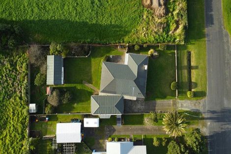 Photo of property in 46 Heaphy Road, Opunake, 4616