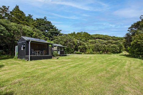 Photo of property in 31 Waitorupai Way, Matapouri, Whangarei, 0173
